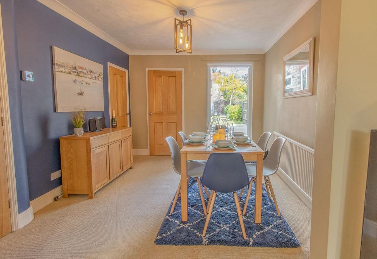 Modern Coastal Home Sleeping 5 - 2 Minute Walk To Pakefield Beach, Suffolk Exterior photo